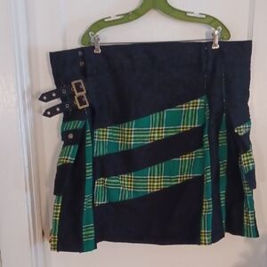 DDS Kilt Plaid Green and Black Tartan Kilt Size 50